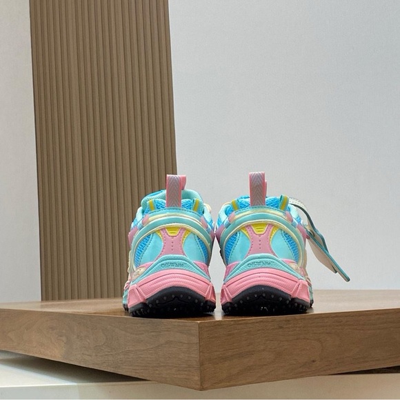 Off-White Be Right Back Miami Sneaker - Picture 2 of 8